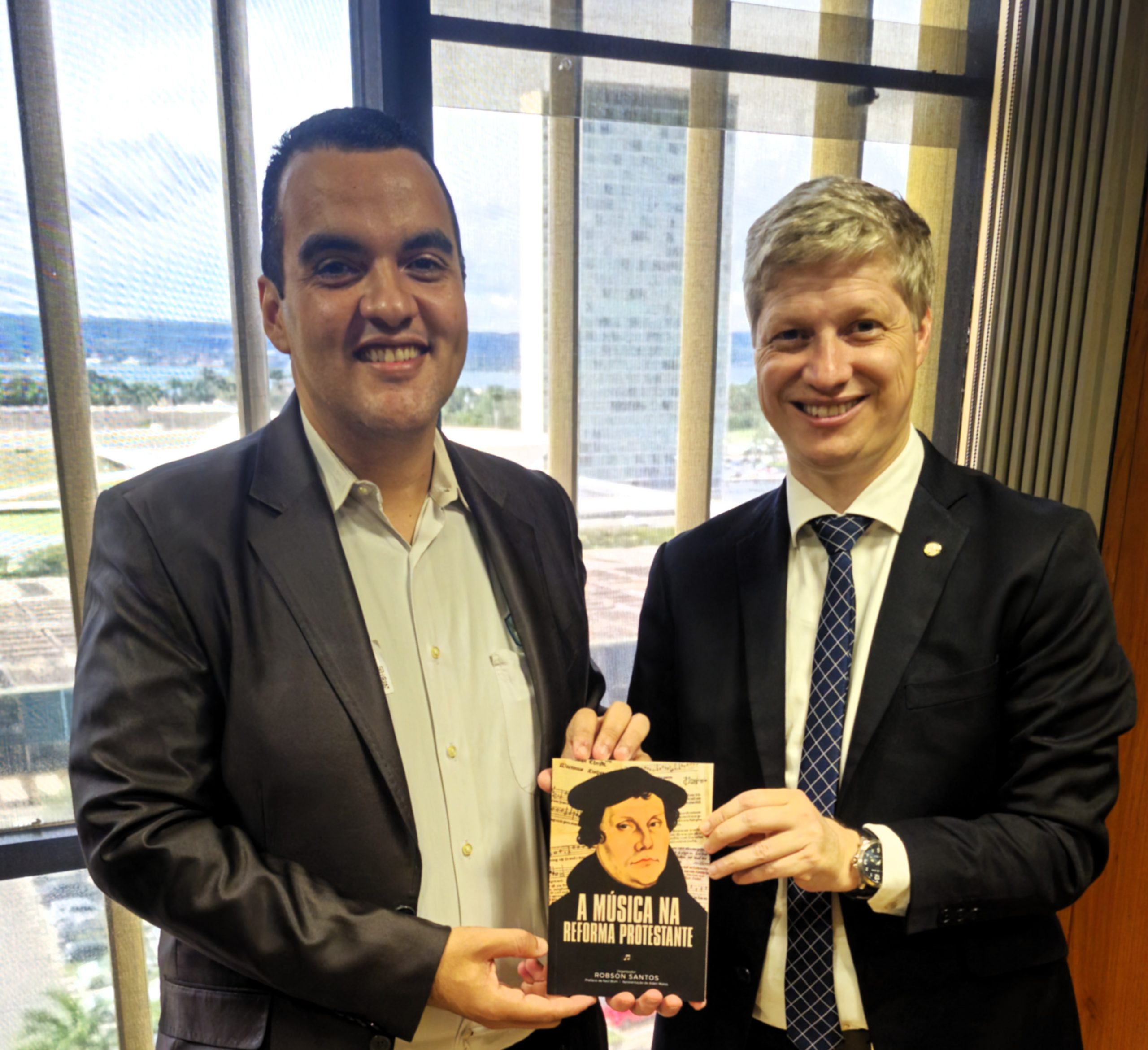 Marcel van Hattem fala ao canal Hinologia Cristã e divulga o livro “A Música na Reforma Protestante”