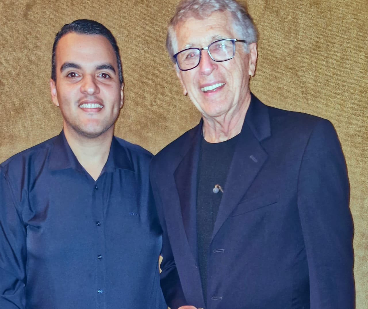 Dick Torrans fala ao canal Hinologia Cristã